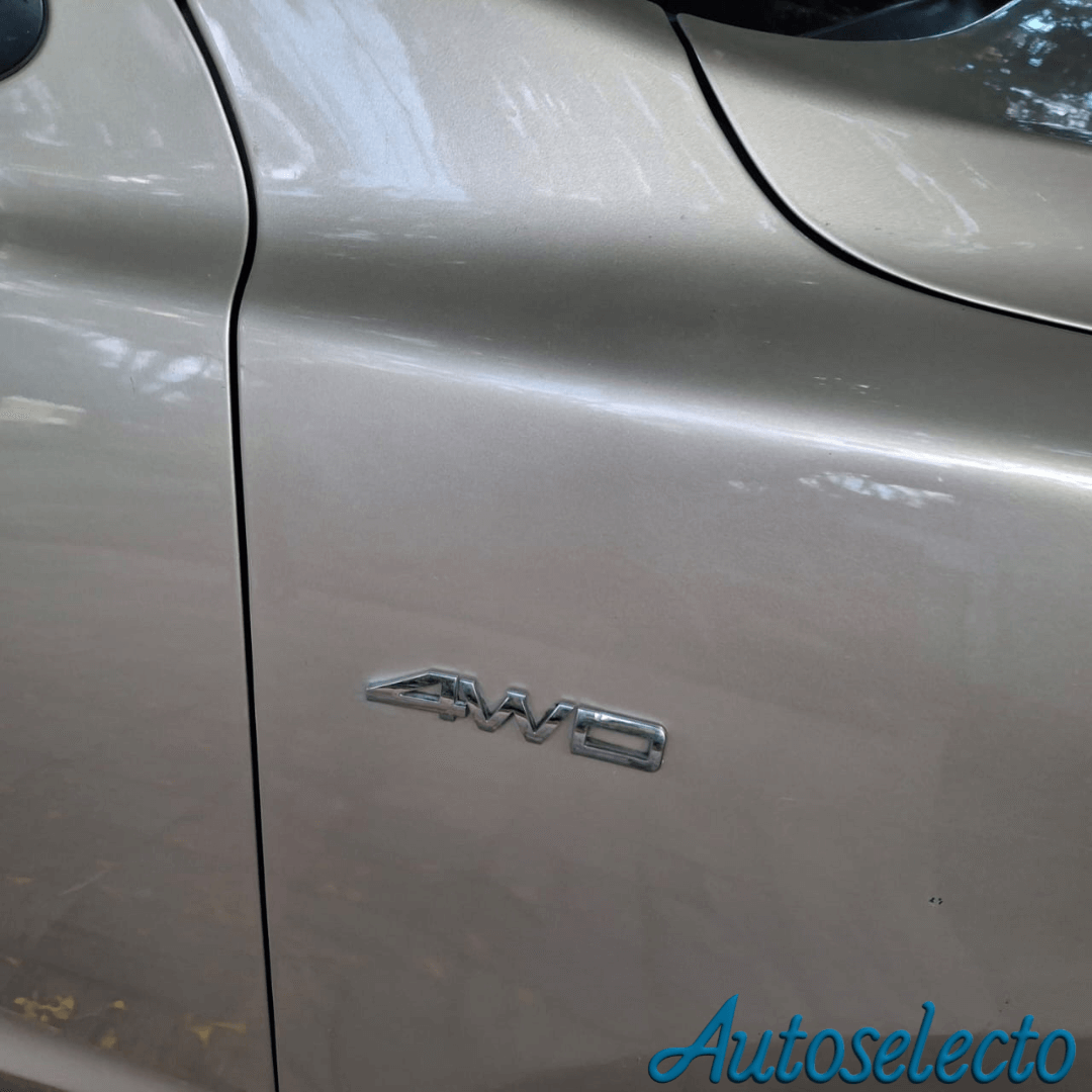 Hyundai Santa Fe 4x4 . 2.7 Cc