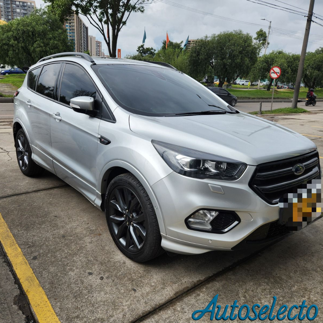 Ford Escape ST LINE