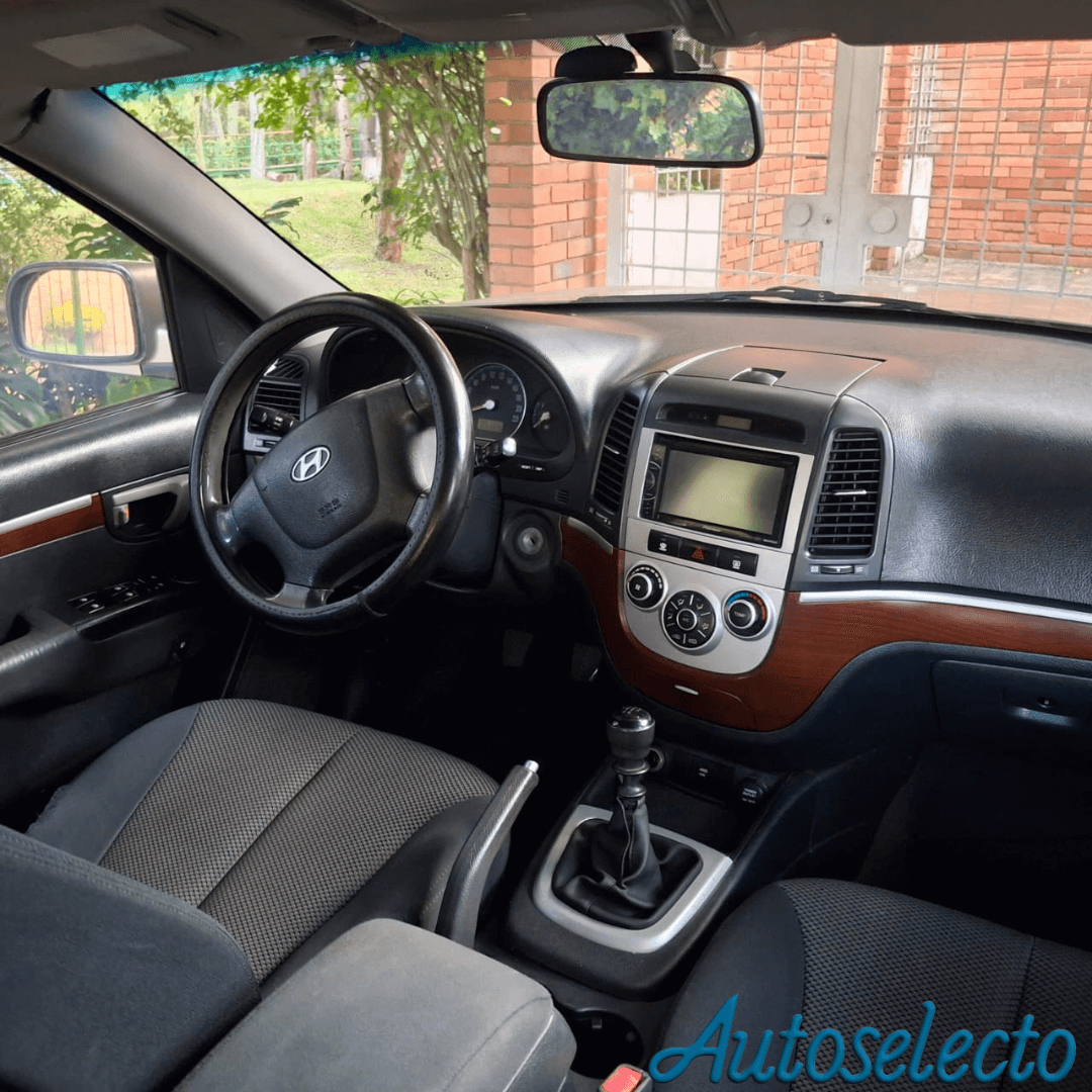 Hyundai Santa Fe 4x4 . 2.7 Cc