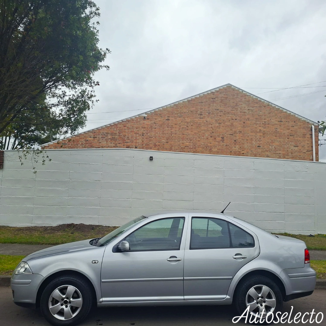 VOLKSWAGEN JETTA EUROPA CLASICO 2.0 2014