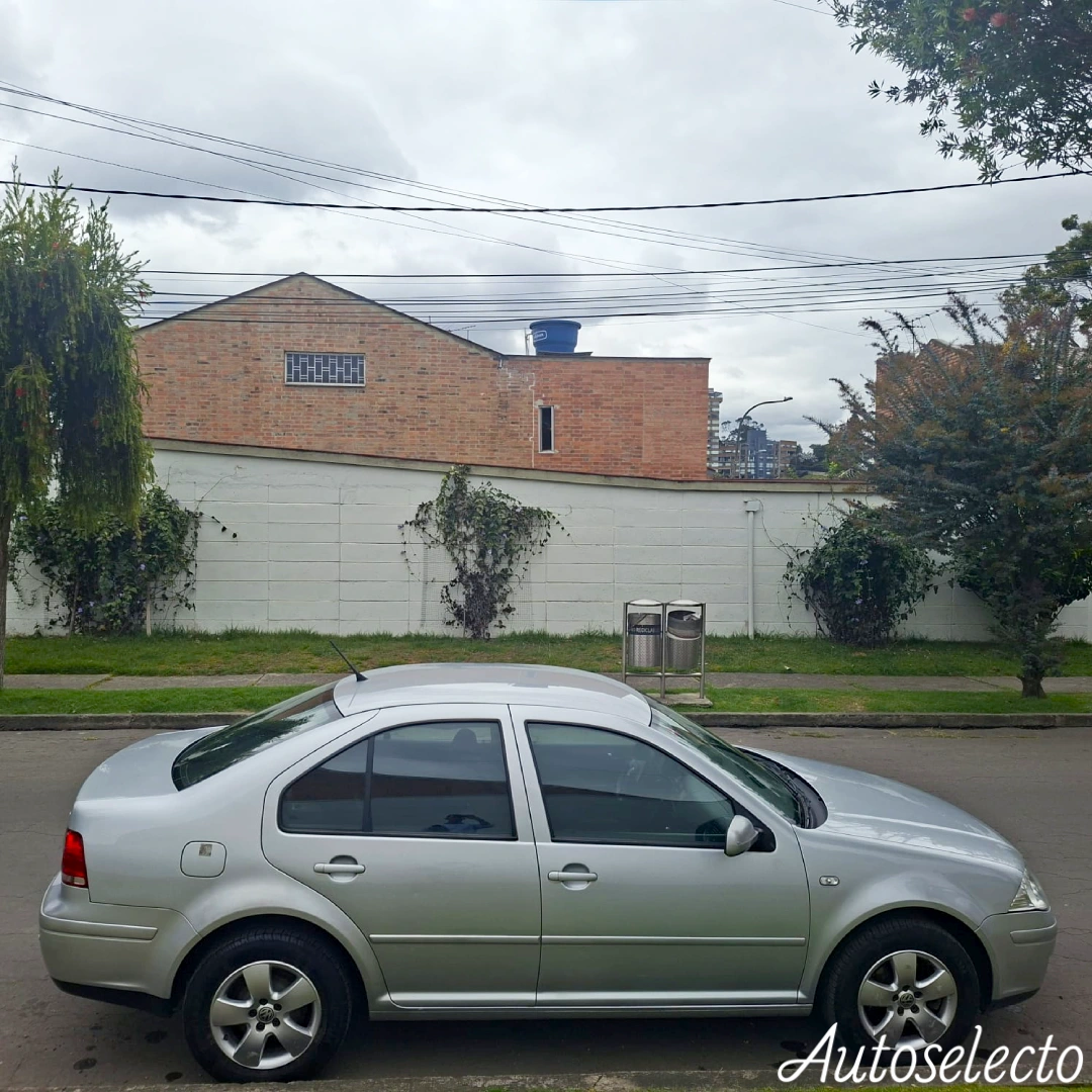 VOLKSWAGEN JETTA EUROPA CLASICO 2.0 2014