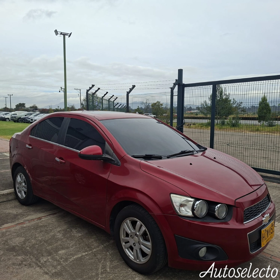 CHEVROLET SONIC 1.6 2014
