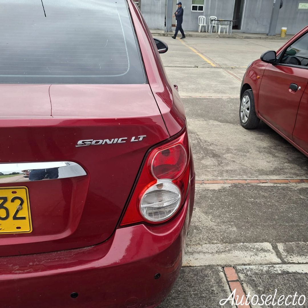 CHEVROLET SONIC 1.6 2014