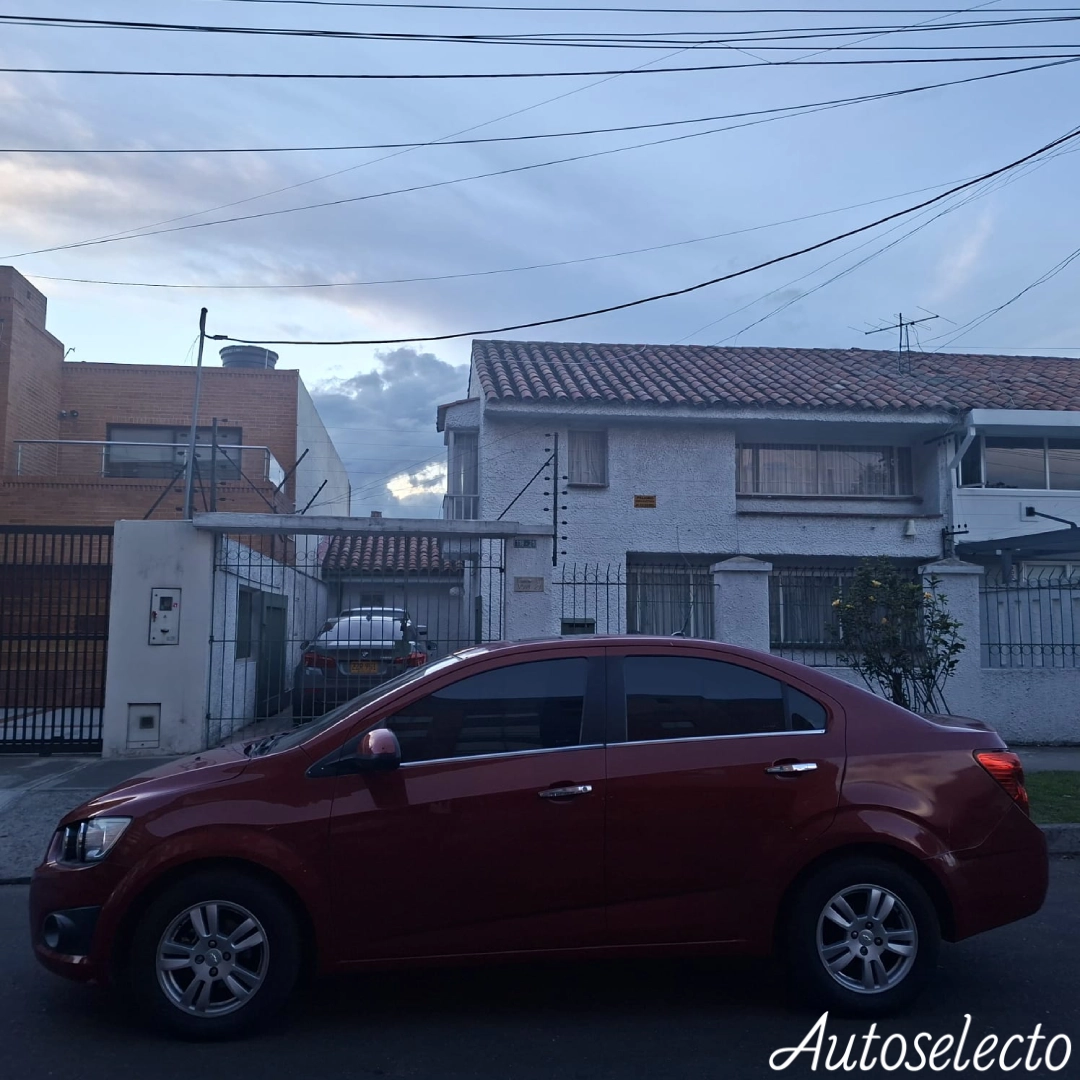 CHEVROLET SONIC 1.6 2014