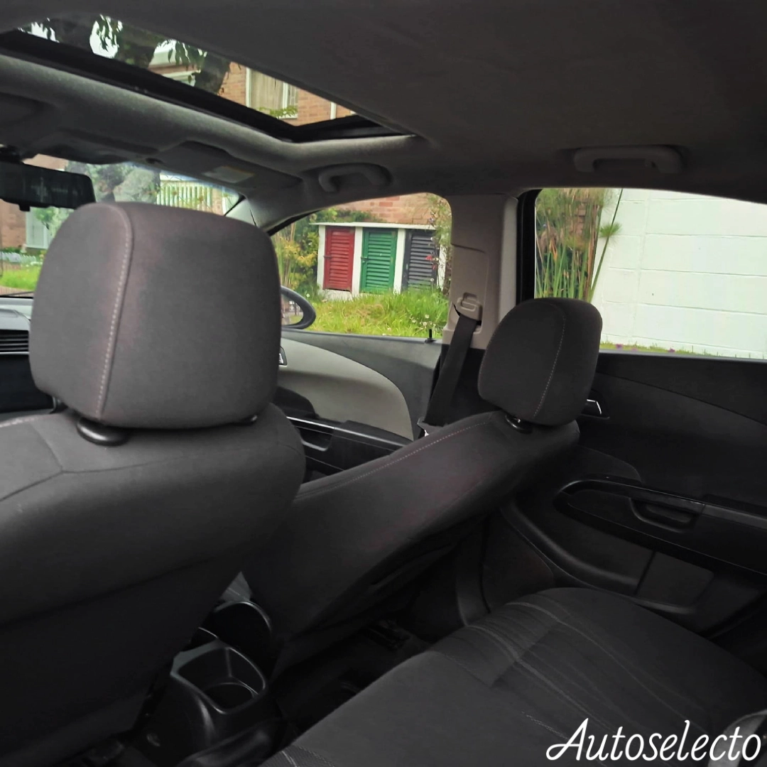 CHEVROLET SONIC LT 1.6 2014