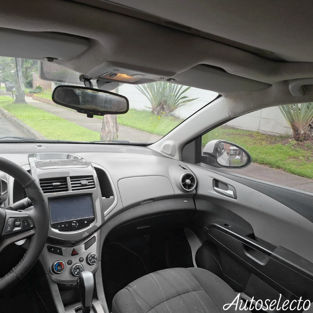 CHEVROLET SONIC LT 1.6 2015
