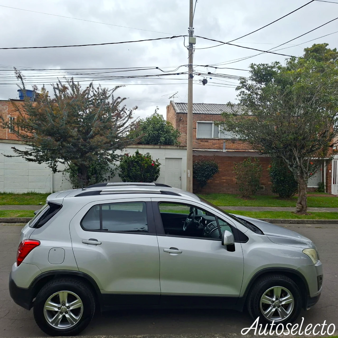 CHEVROLET TRACKER LS 1.8 2015