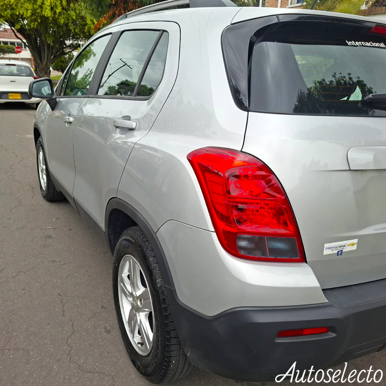 CHEVROLET TRACKER LS 1.8 2015