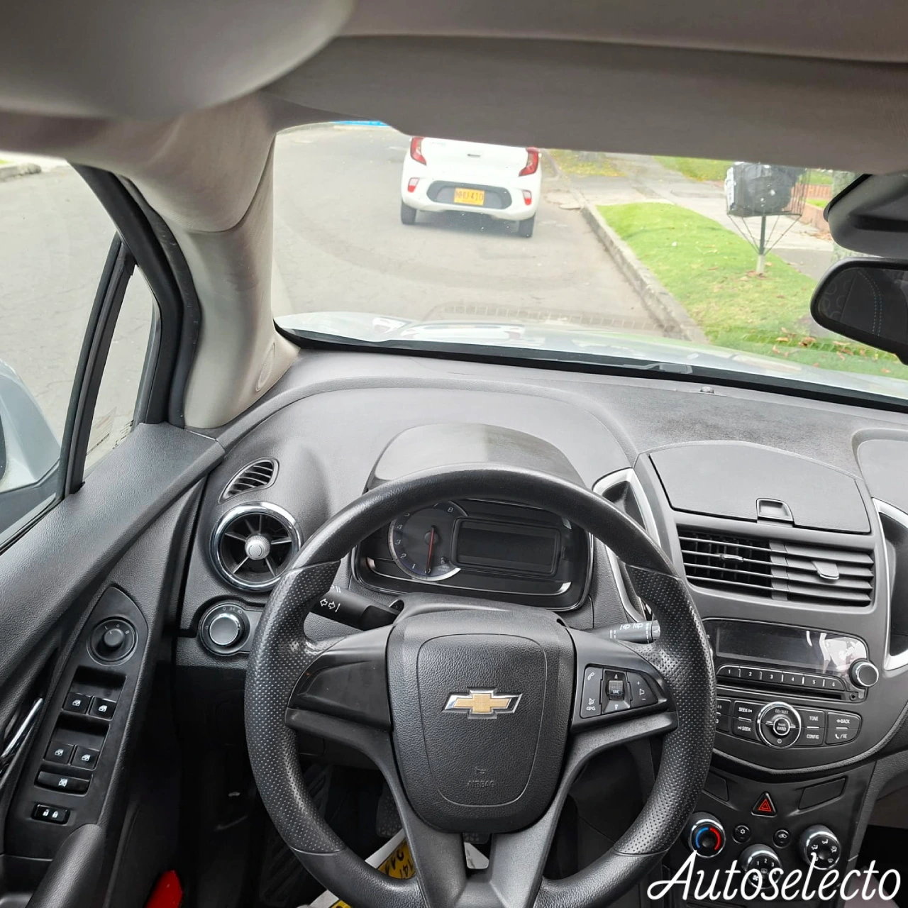 CHEVROLET TRACKER LS 1.8 2015