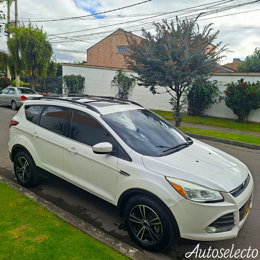 FORD ESCAPE 4X4 TITANIUM 2.0 2015