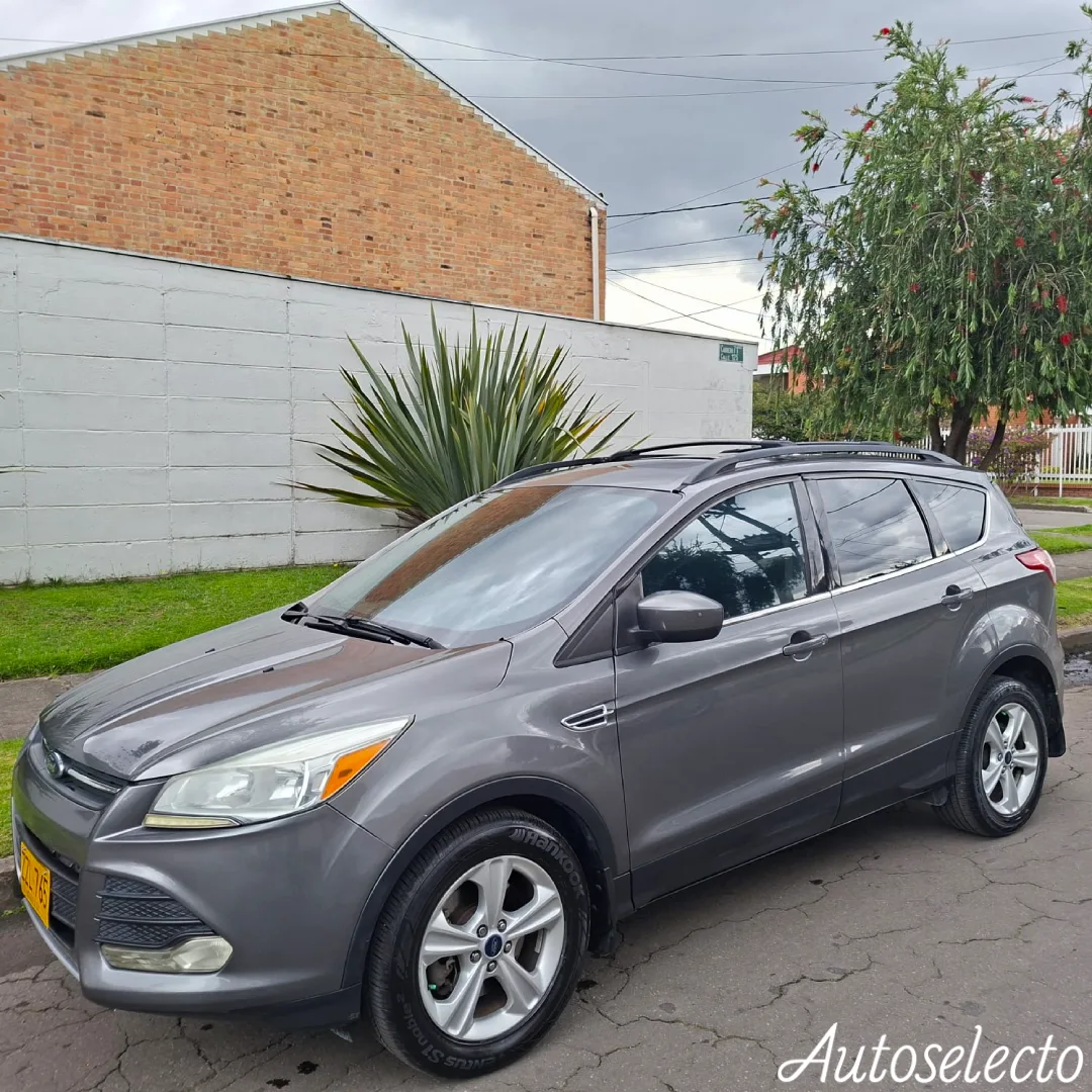 Ford Escape Titanium 4X4