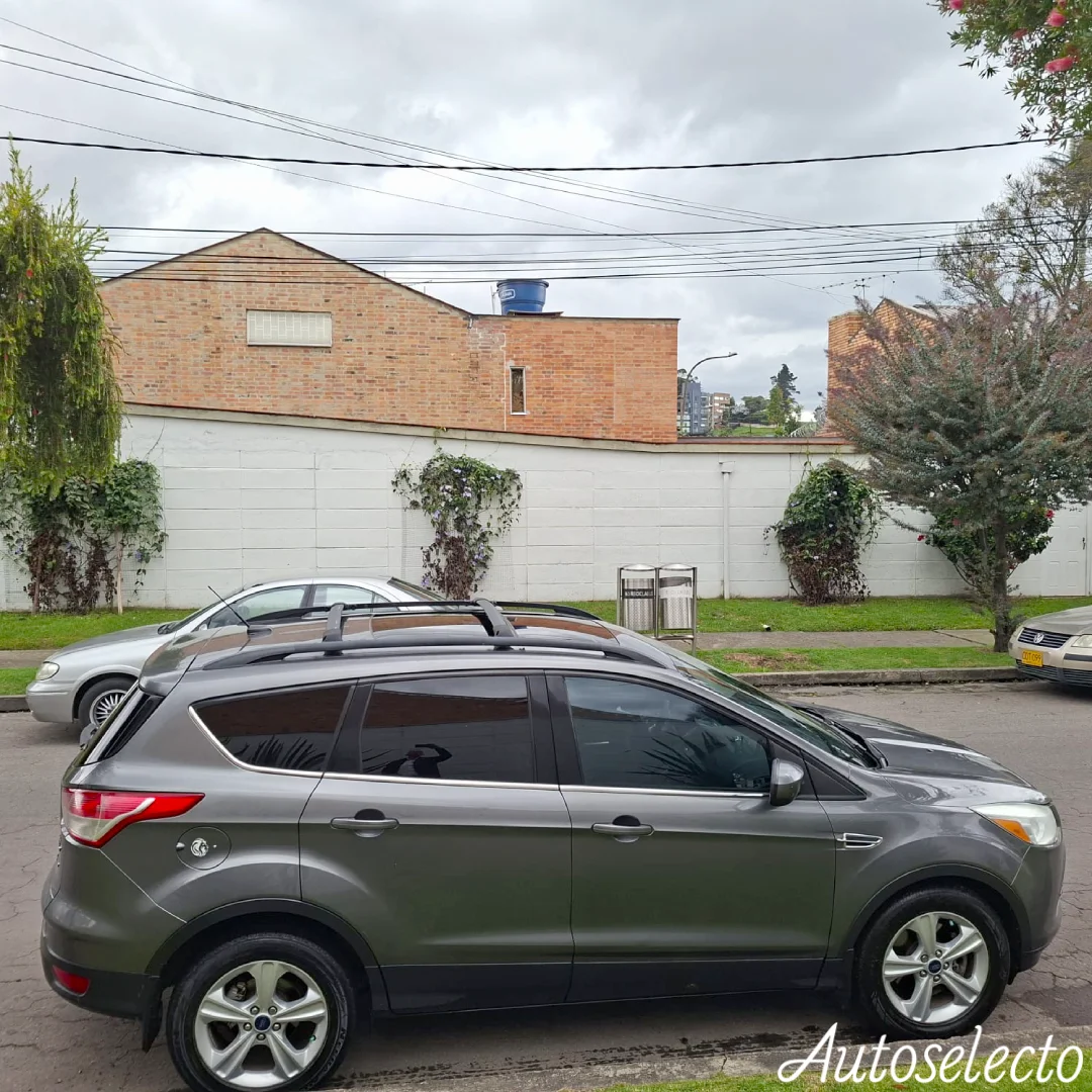 Ford Escape Titanium 4X4