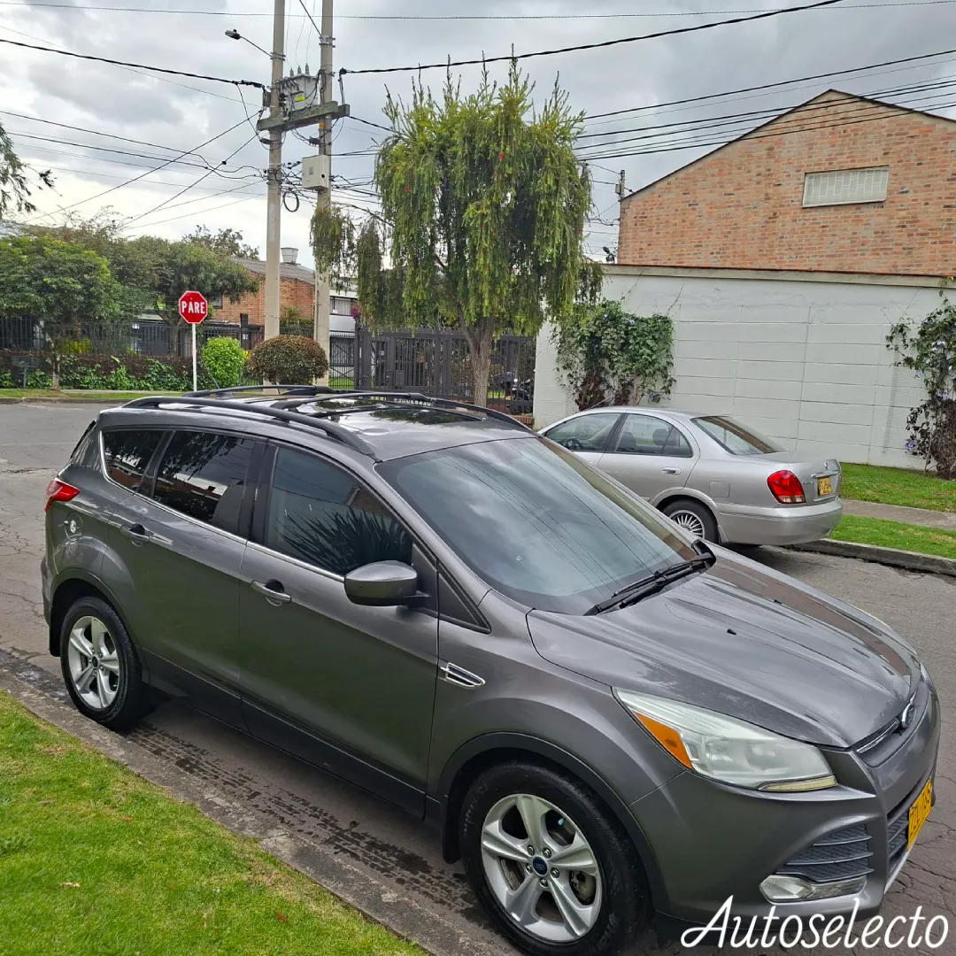 Ford Escape Titanium 4X4