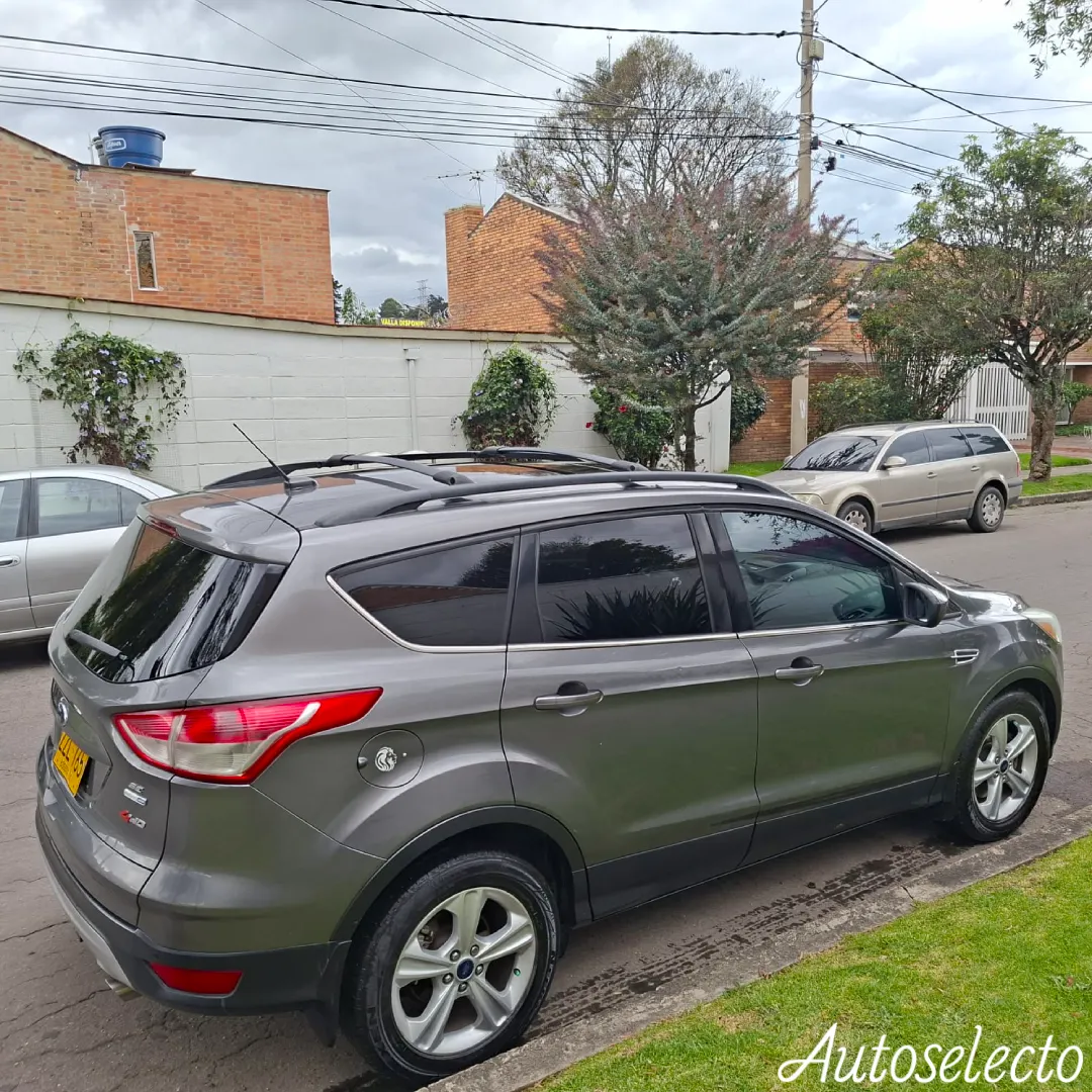 Ford Escape Titanium 4X4