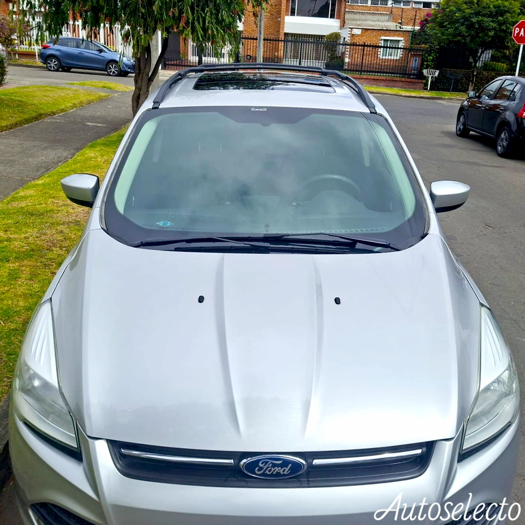 FORD ESCAPE 4X4 TITANIUM 2.0 2014