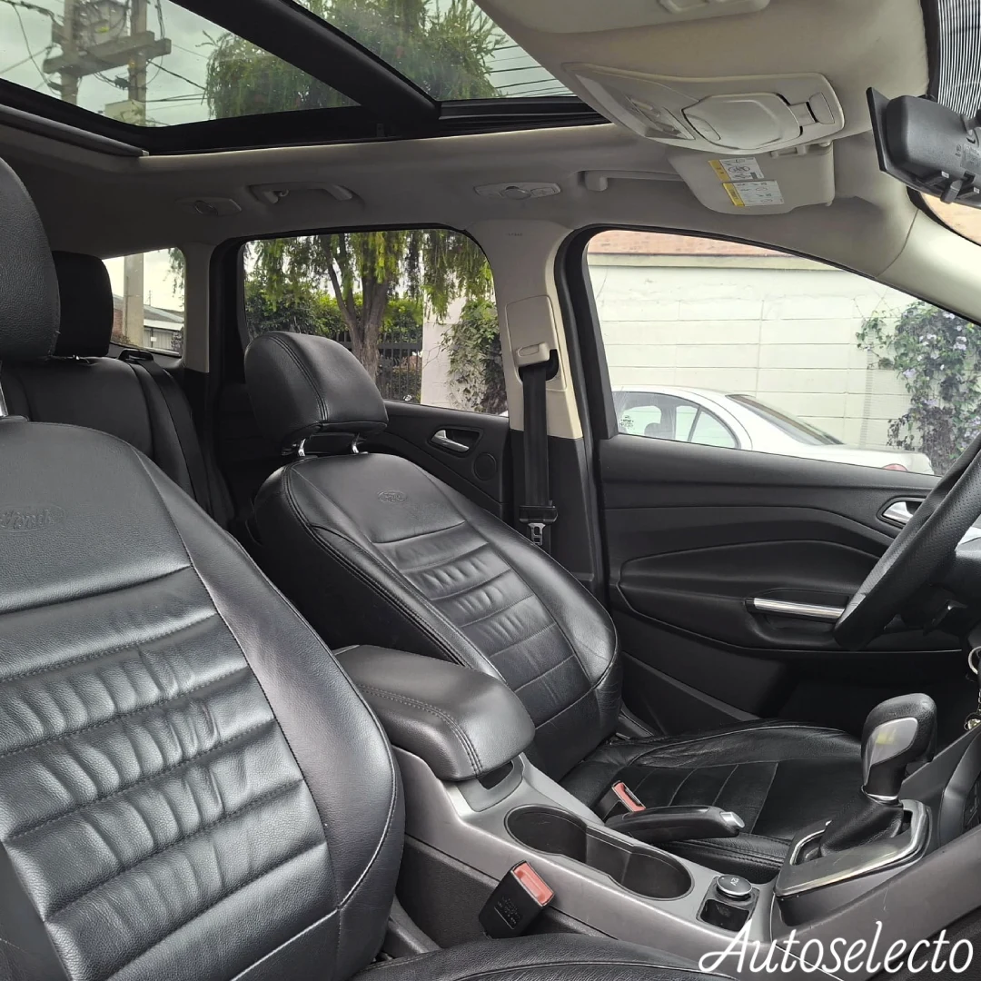 Ford Escape Titanium 4X4