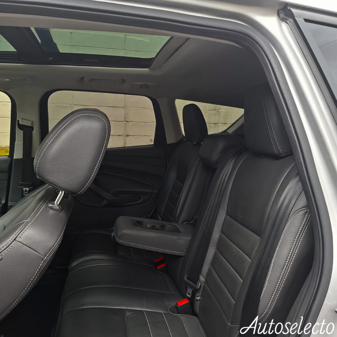 FORD ESCAPE 4X4 TITANIUM 2.0 2014