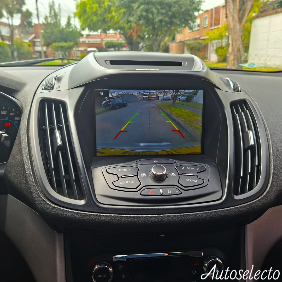 FORD ESCAPE 4X4 TITANIUM 2.0 2014