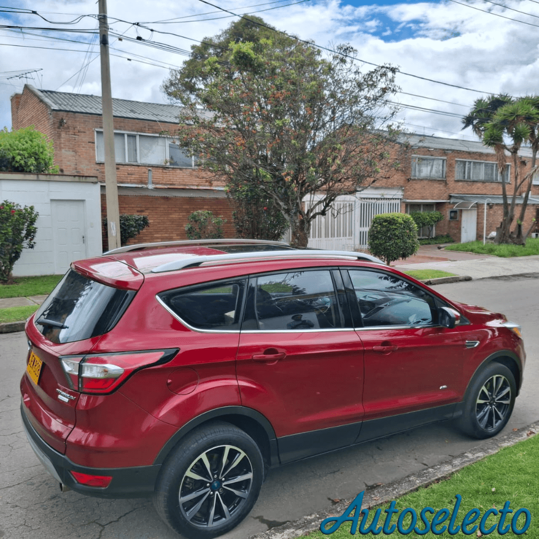 Ford Escape Titanium 4X4