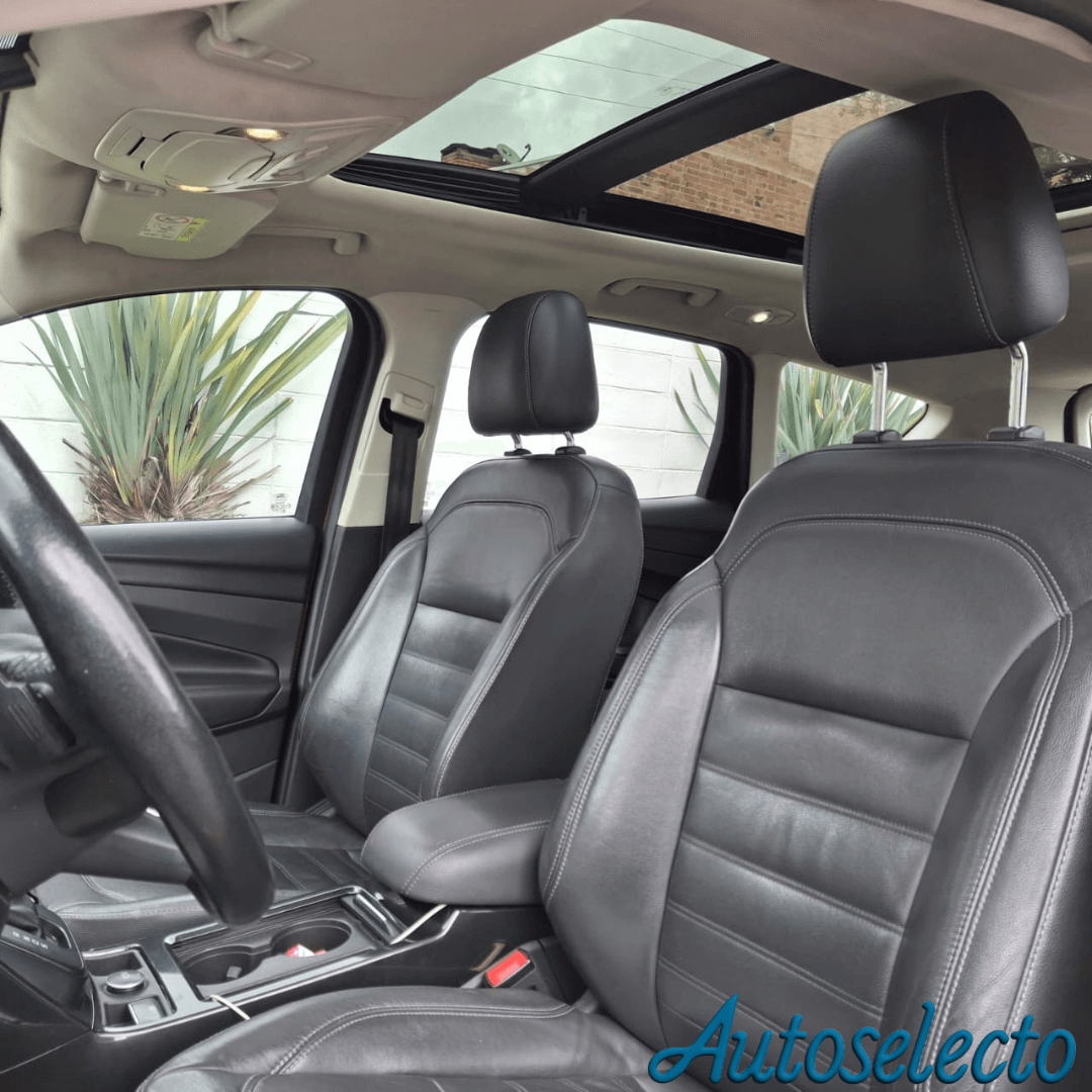 Ford Escape Titanium 4X4