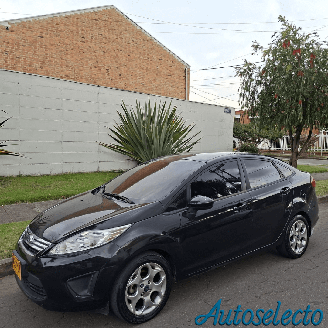 FORD FIESTA SE 1.6 2013