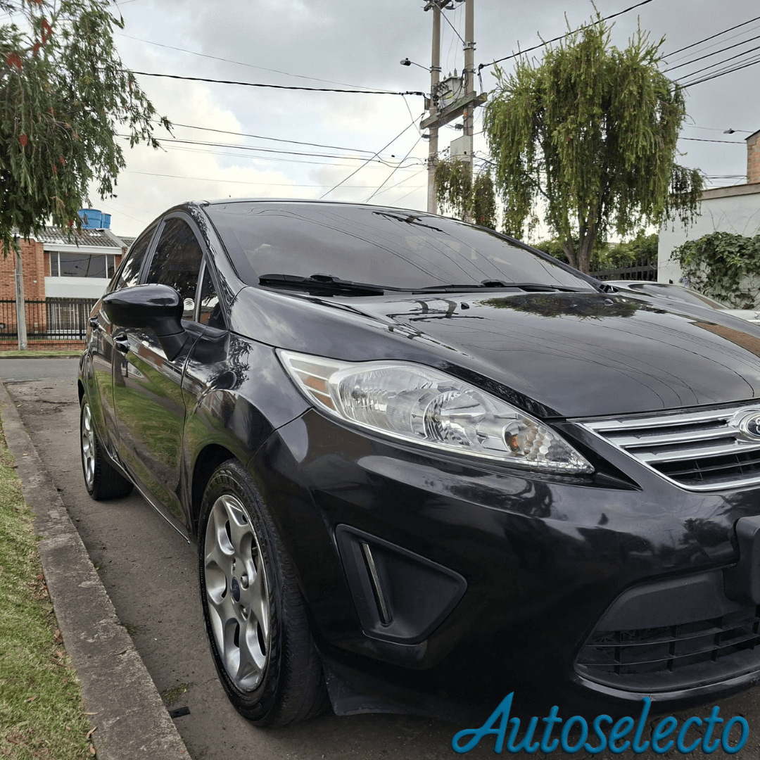 FORD FIESTA SE 1.6 2013
