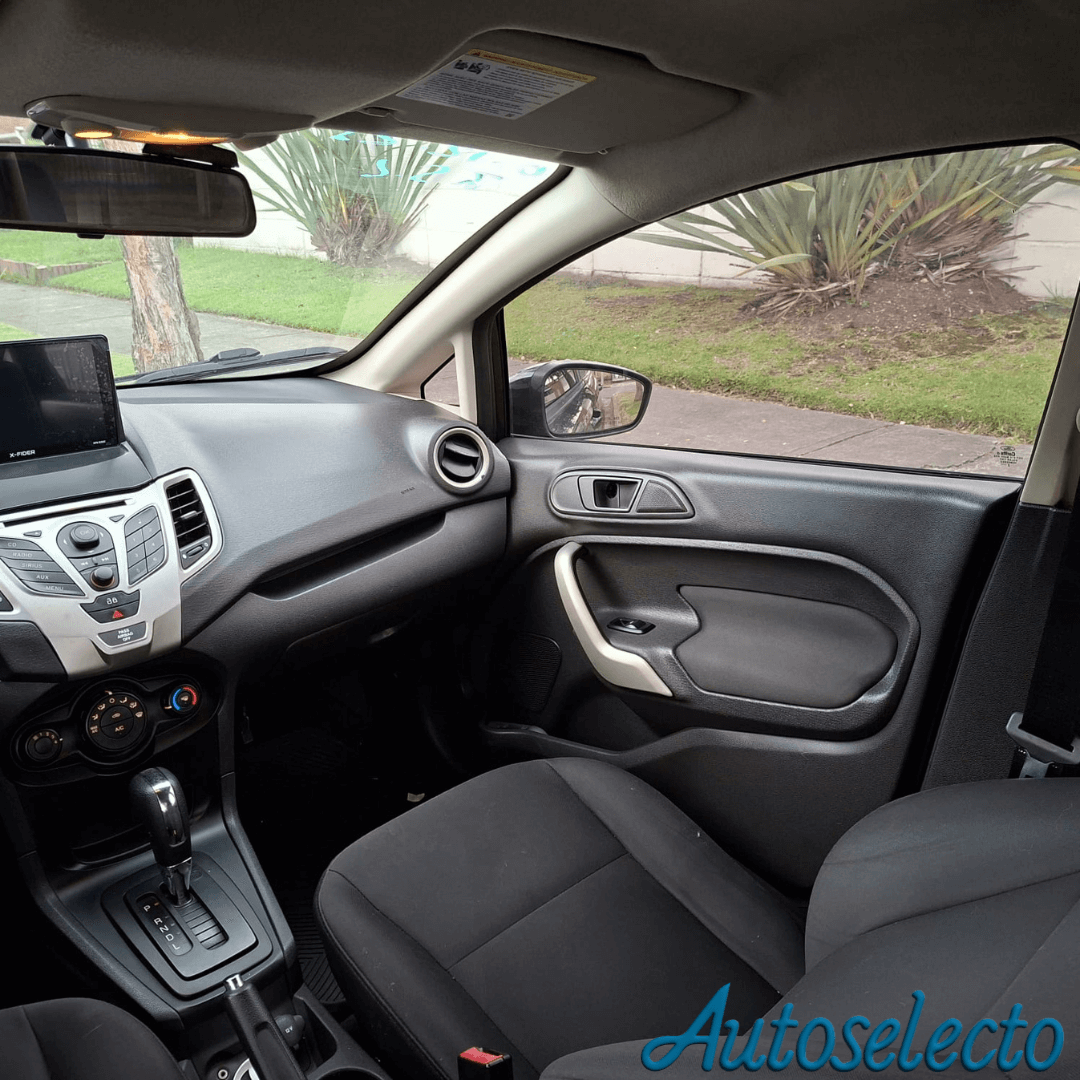 FORD FIESTA SE 1.6 2013