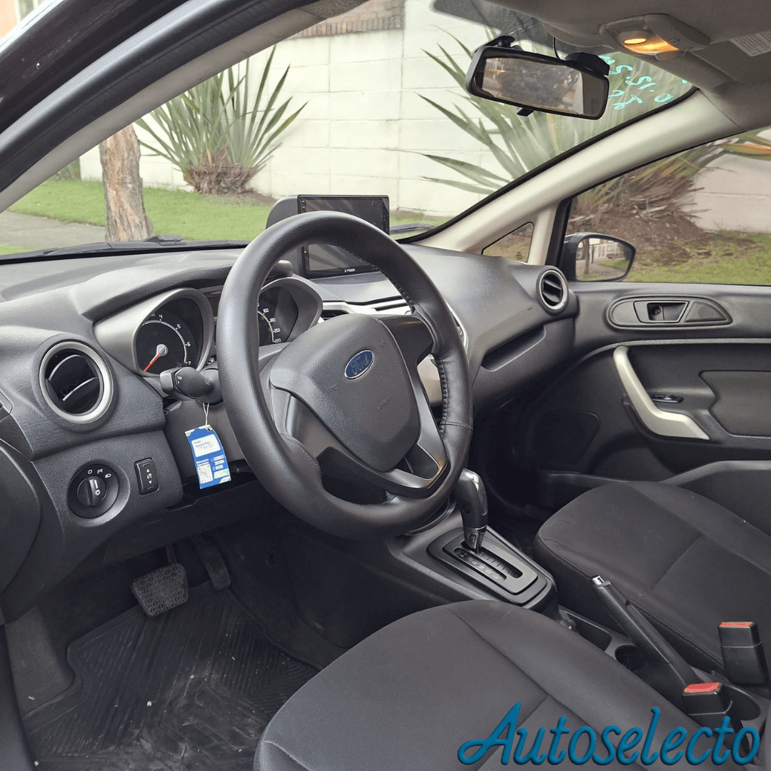 FORD FIESTA SE 1.6 2013