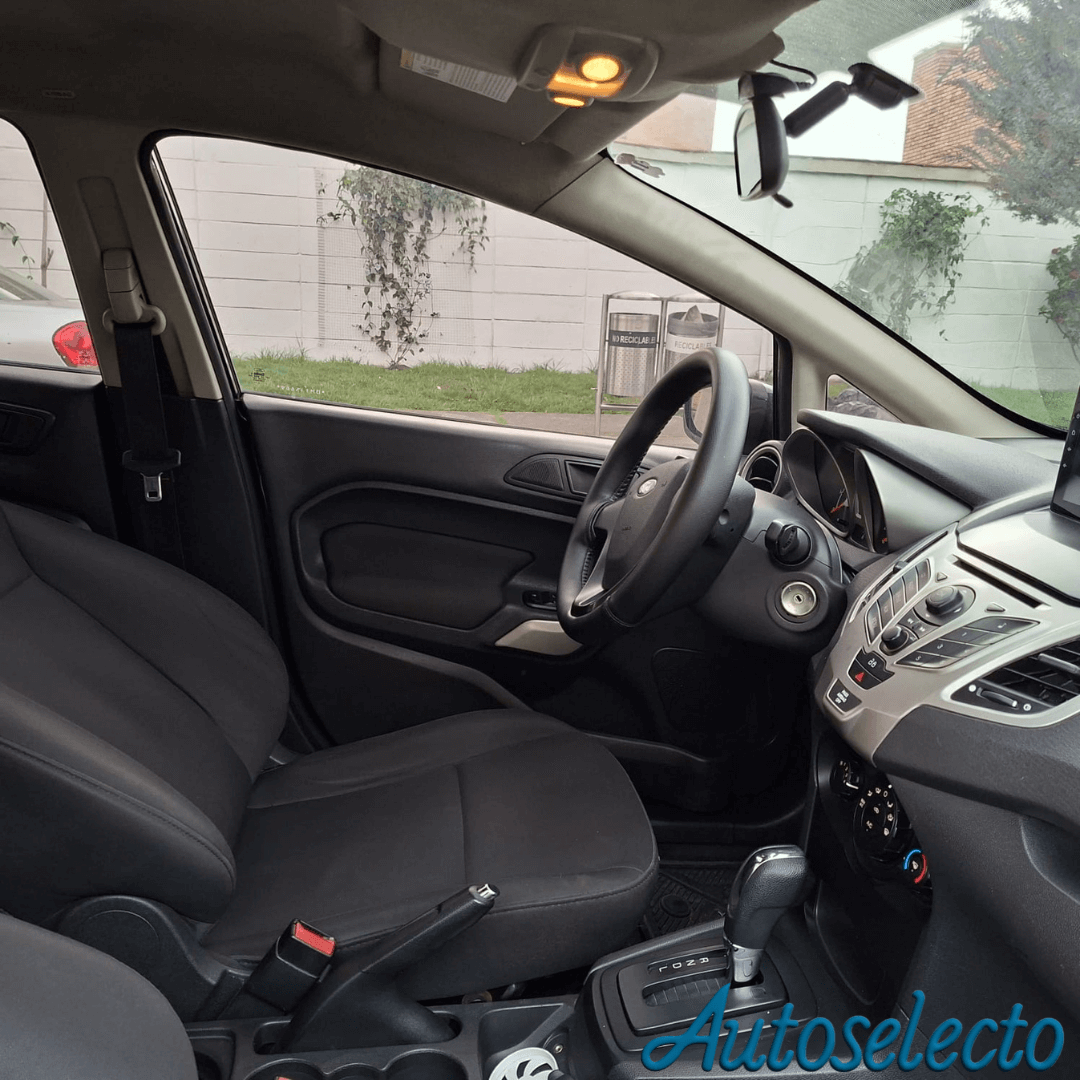 FORD FIESTA SE 1.6 2013