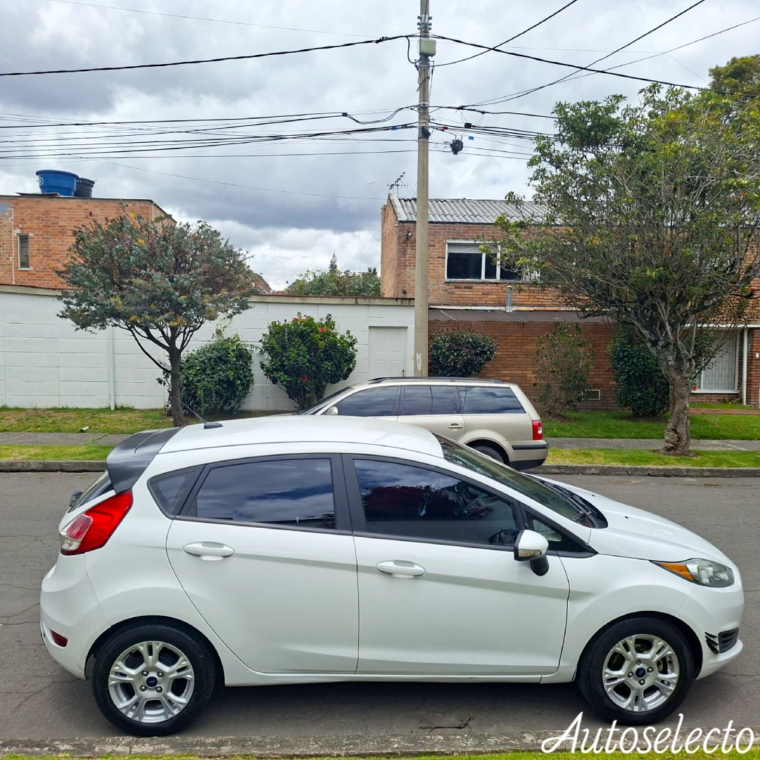 FORD FIESTA SE 1.6 2016