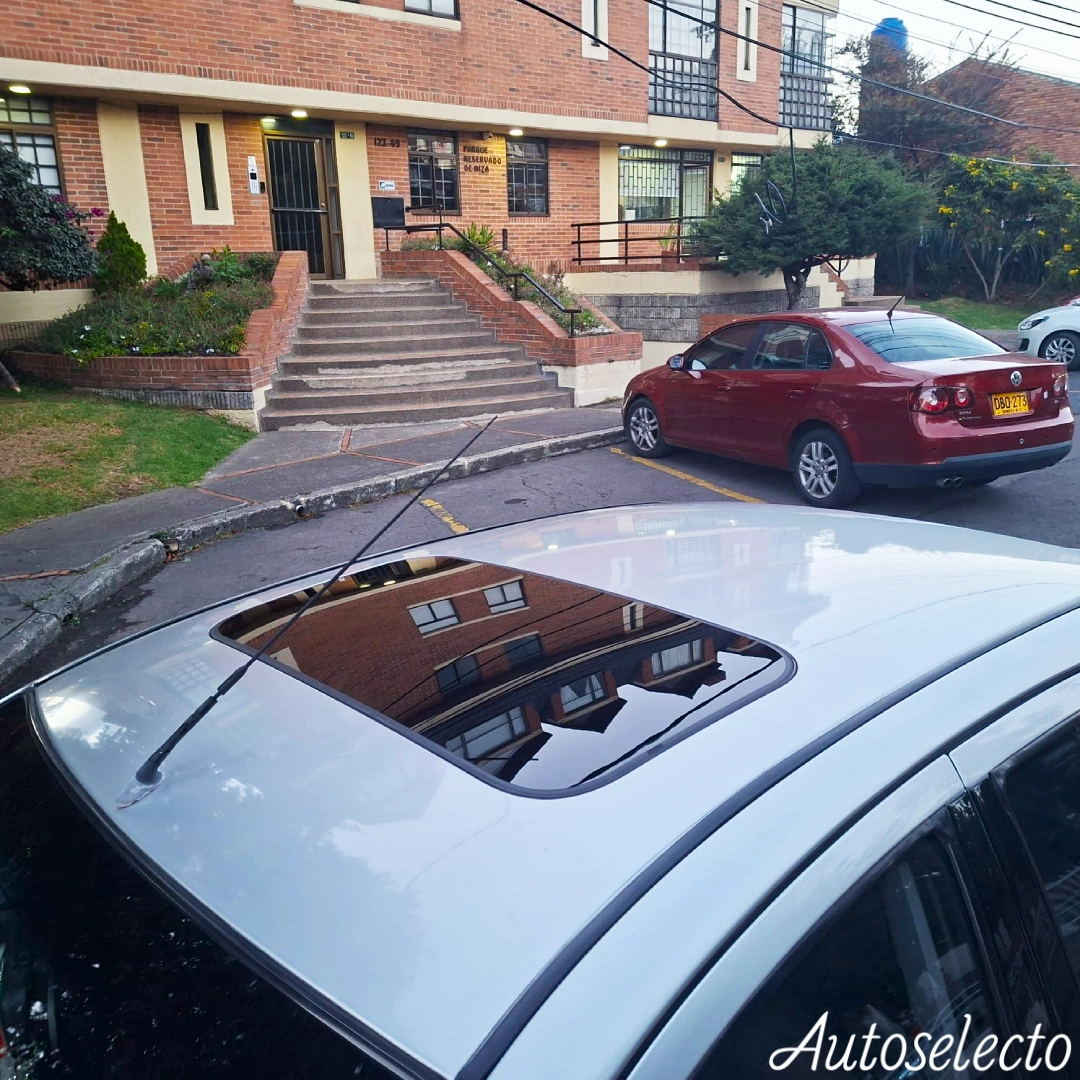 FORD FOCUS TITANIUM 2.0 2007