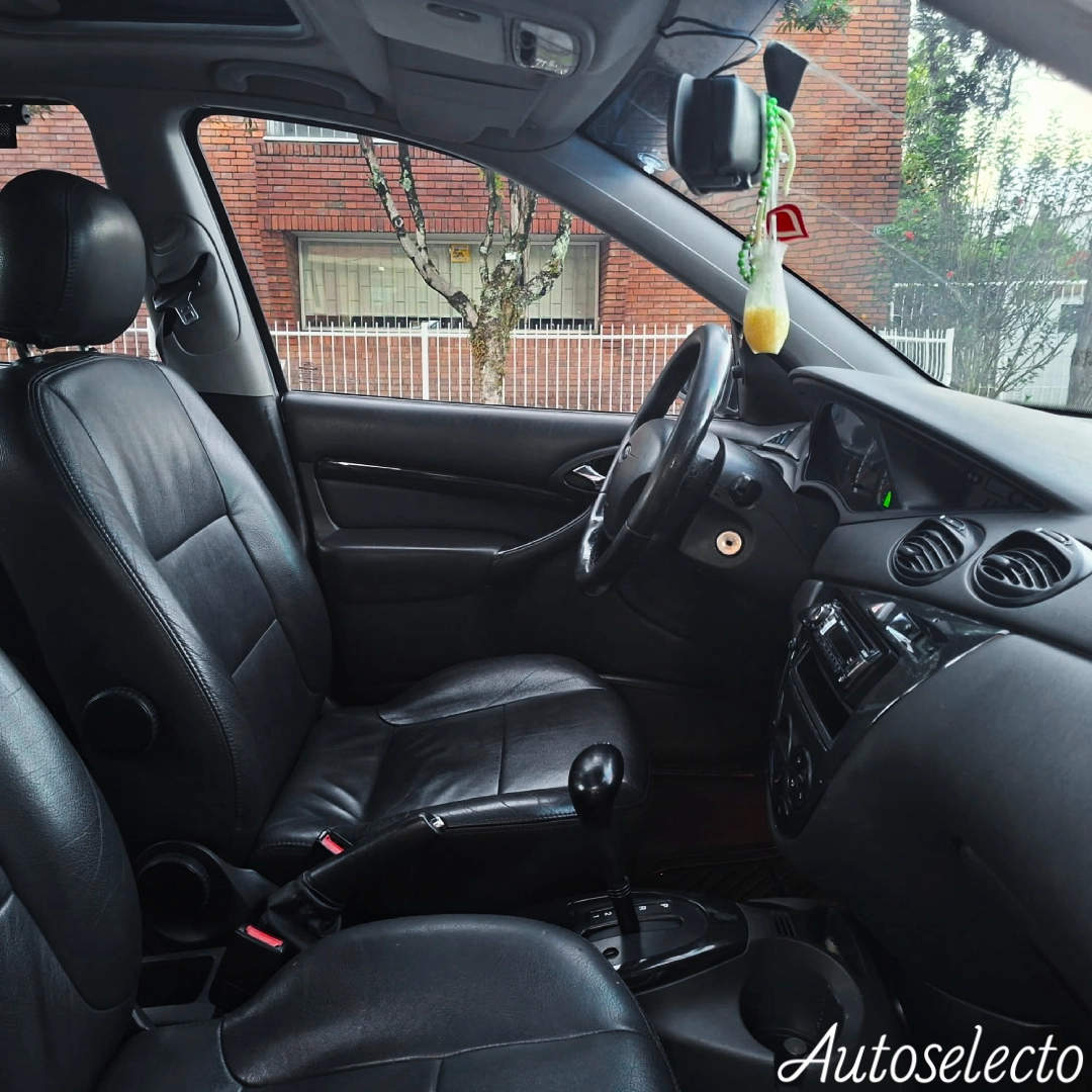 FORD FOCUS TITANIUM 2.0 2007