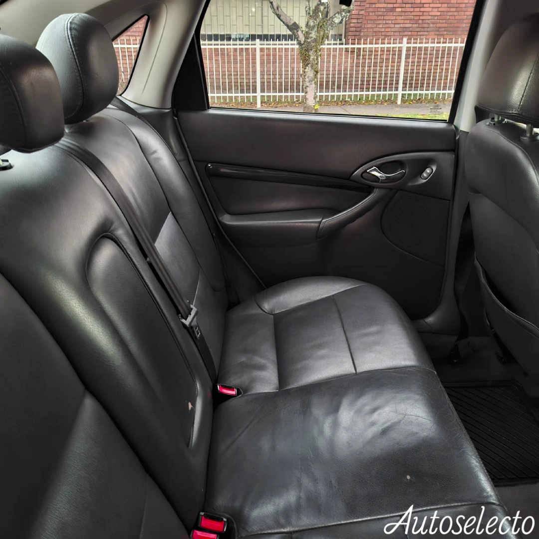 FORD FOCUS TITANIUM 2.0 2007