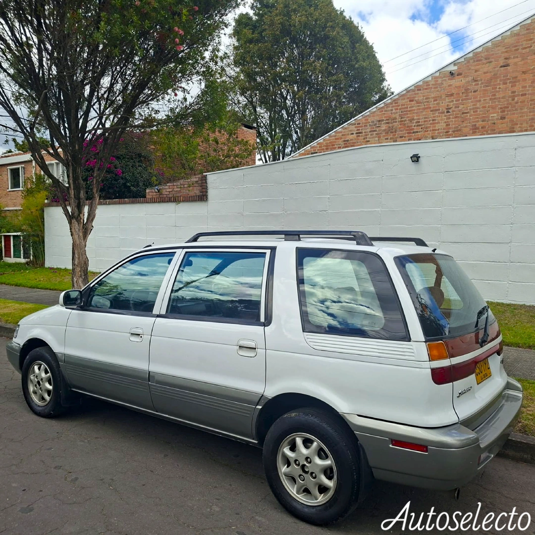 HYUNDAI SANTAMO 1.8 2001