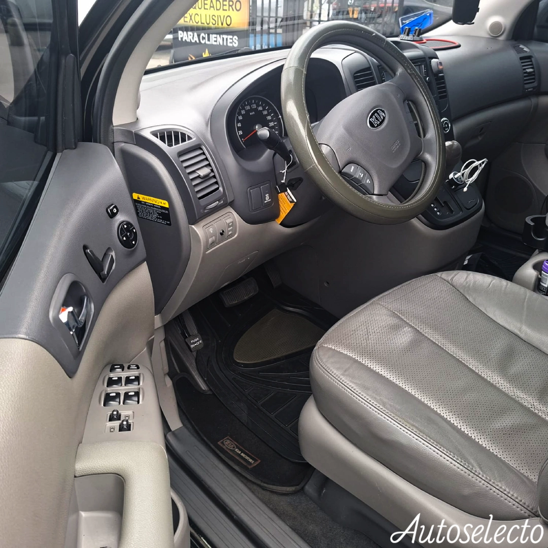 KIA CARNIVAL SEDONA 2.9 2015