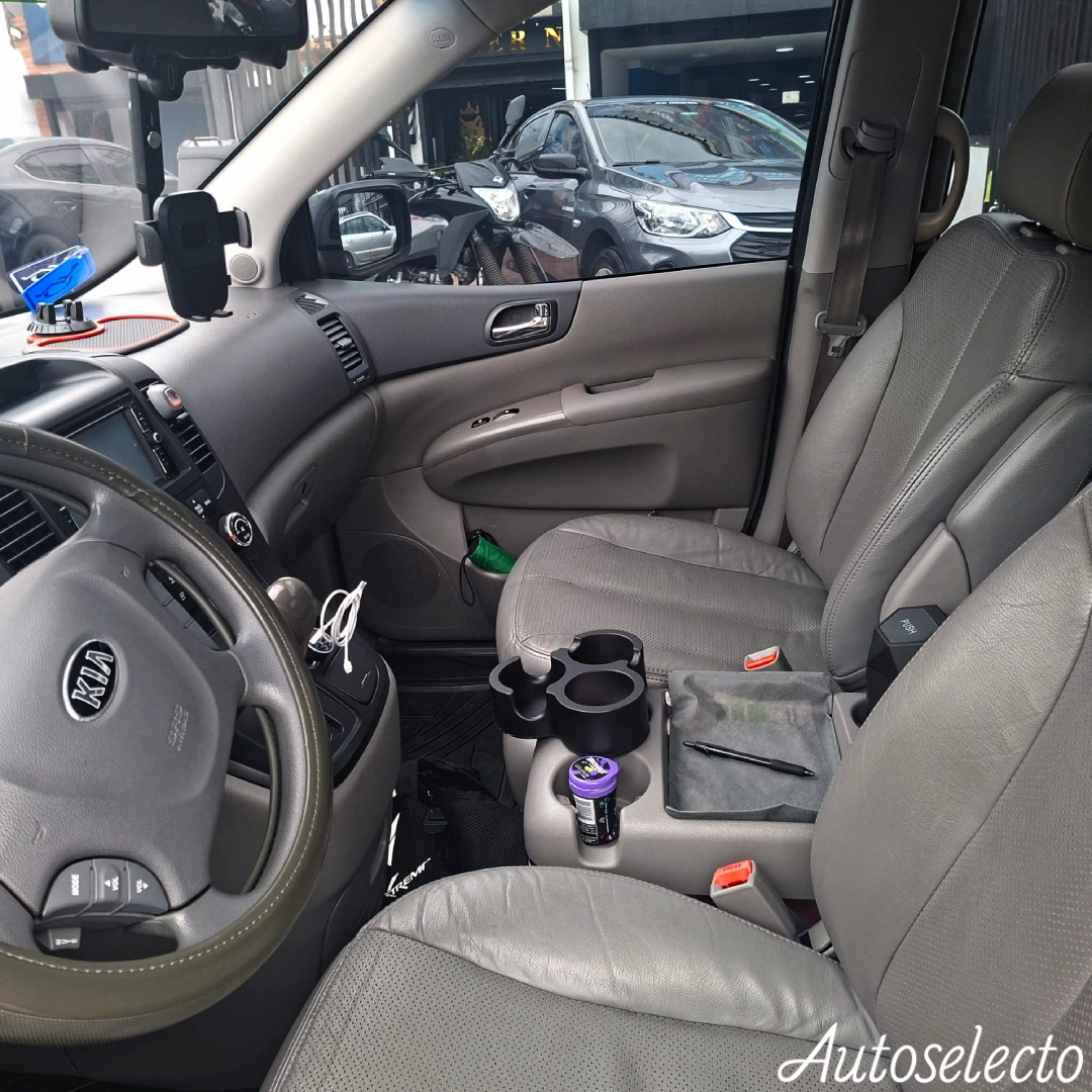 KIA CARNIVAL SEDONA 2.9 2015