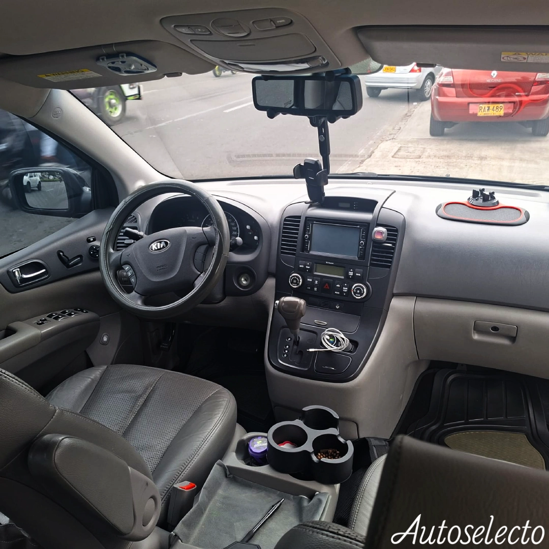 KIA CARNIVAL SEDONA 2.9 2015