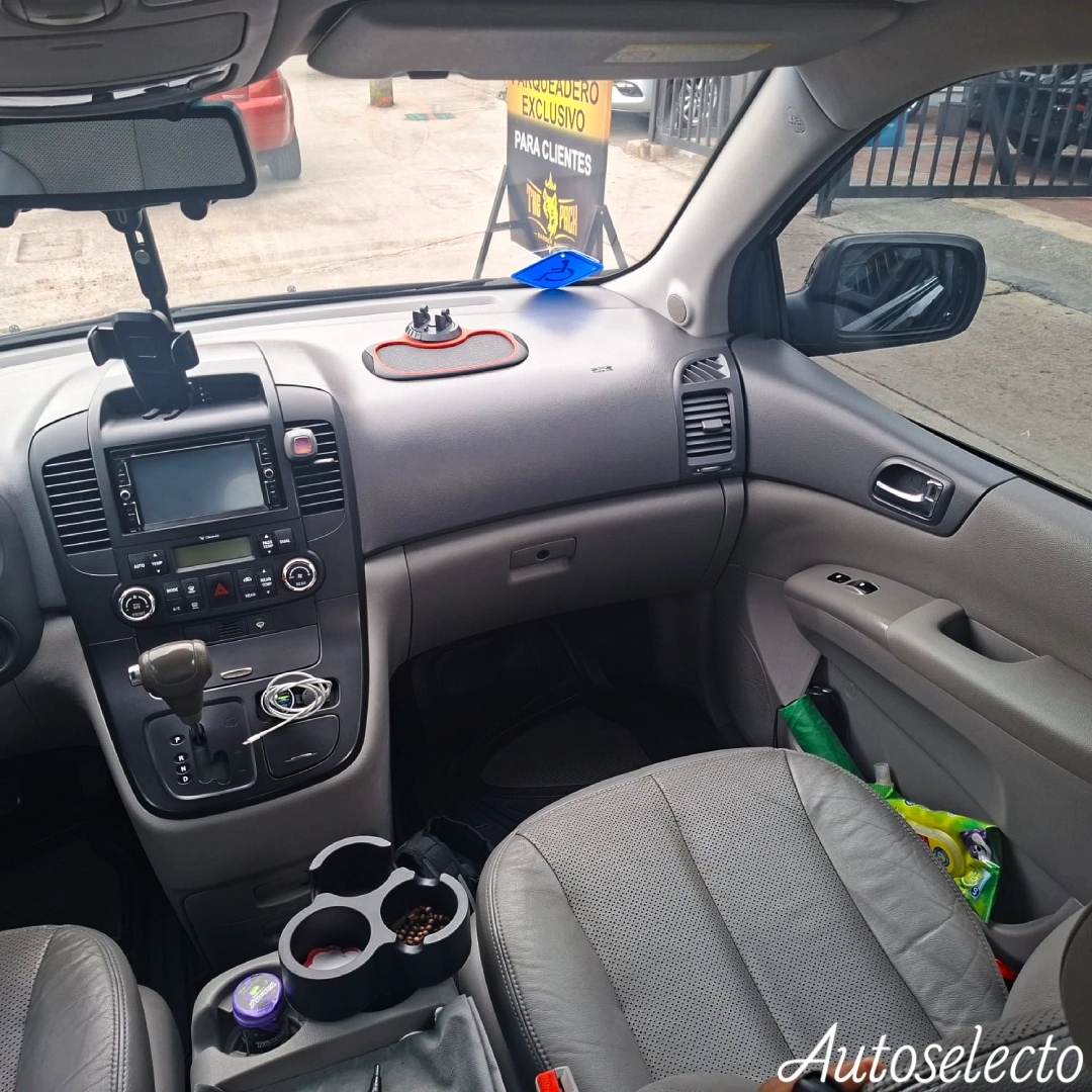 KIA CARNIVAL SEDONA 2.9 2015