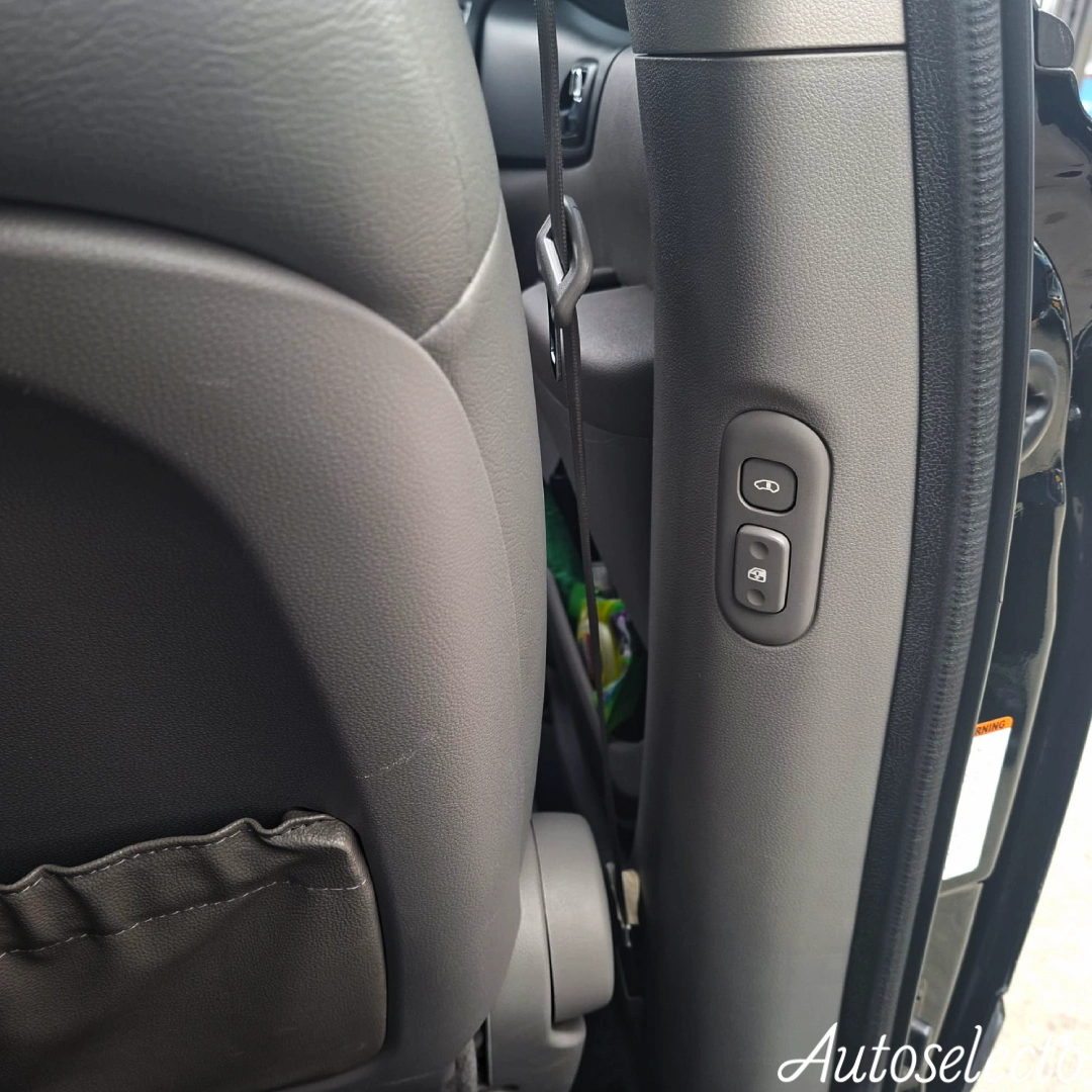 KIA CARNIVAL SEDONA 2.9 2015