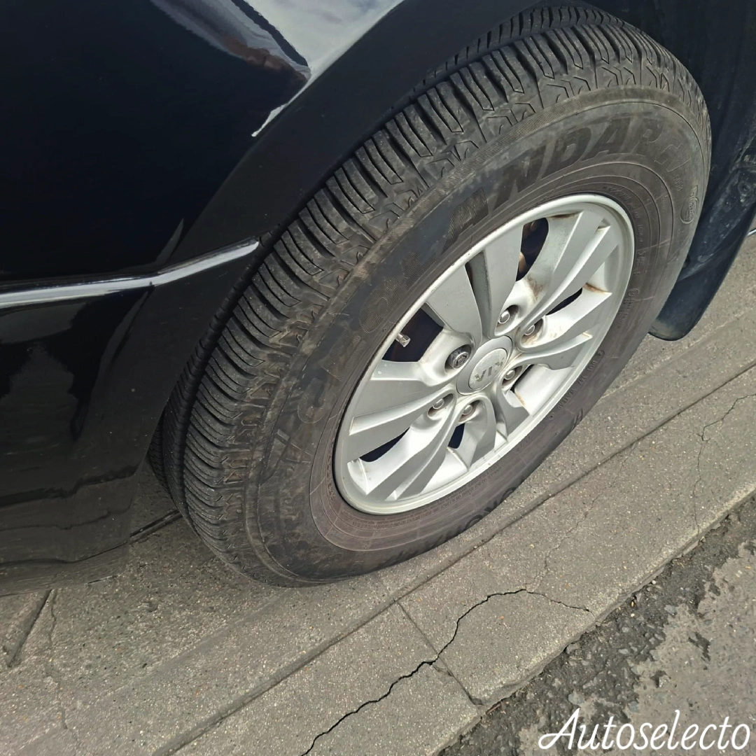 KIA CARNIVAL SEDONA 2.9 2015