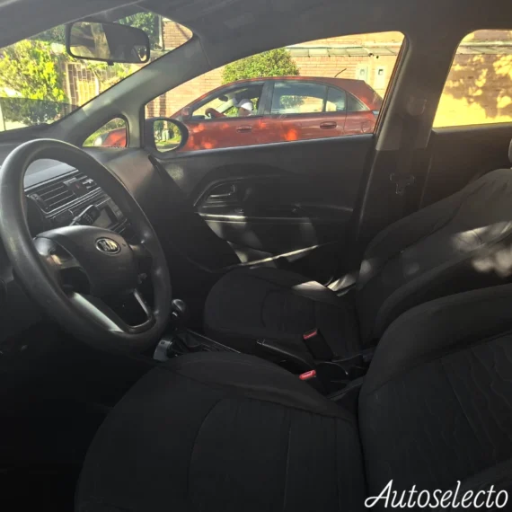 KIA RIO R 1.4 2016 - Concesionario de carros usados | Autoselecto