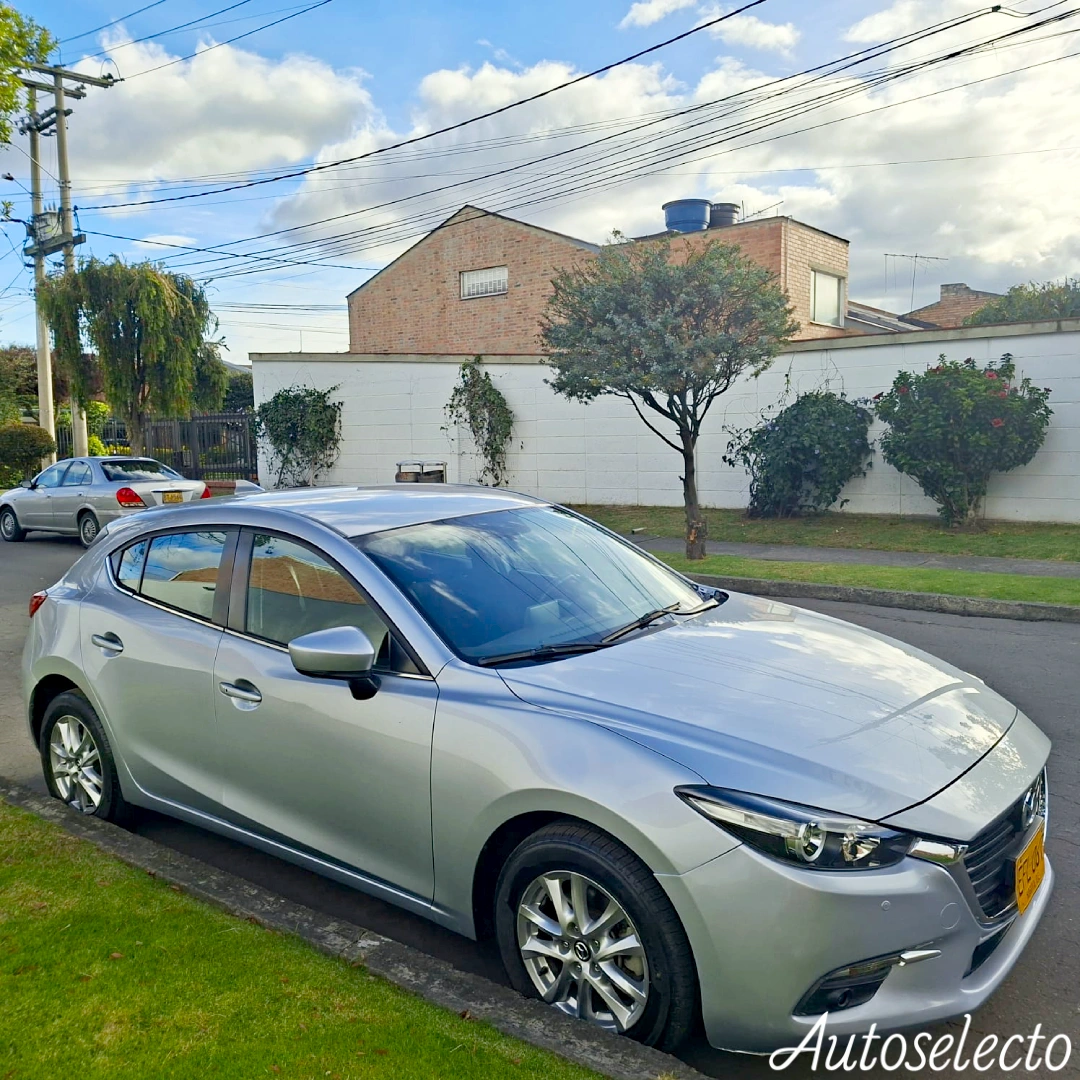 MAZDA 3 TOURING 2.0 2018
