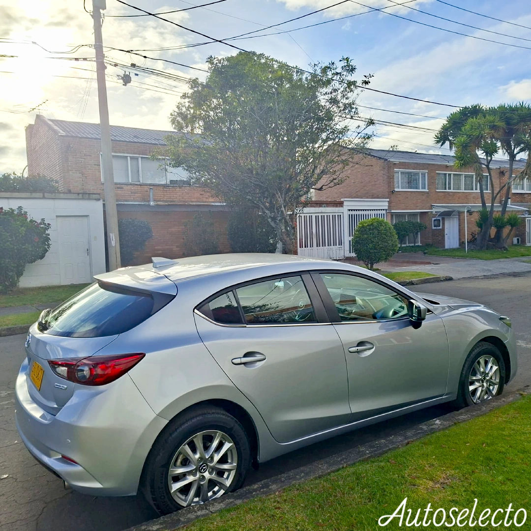 MAZDA 3 TOURING 2.0 2018