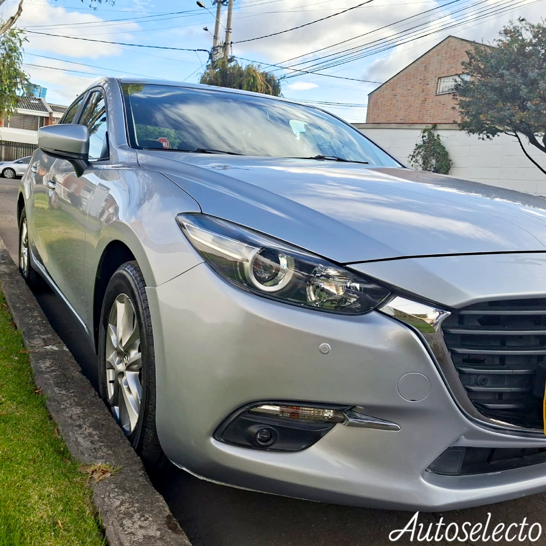 MAZDA 3 TOURING 2.0 2018