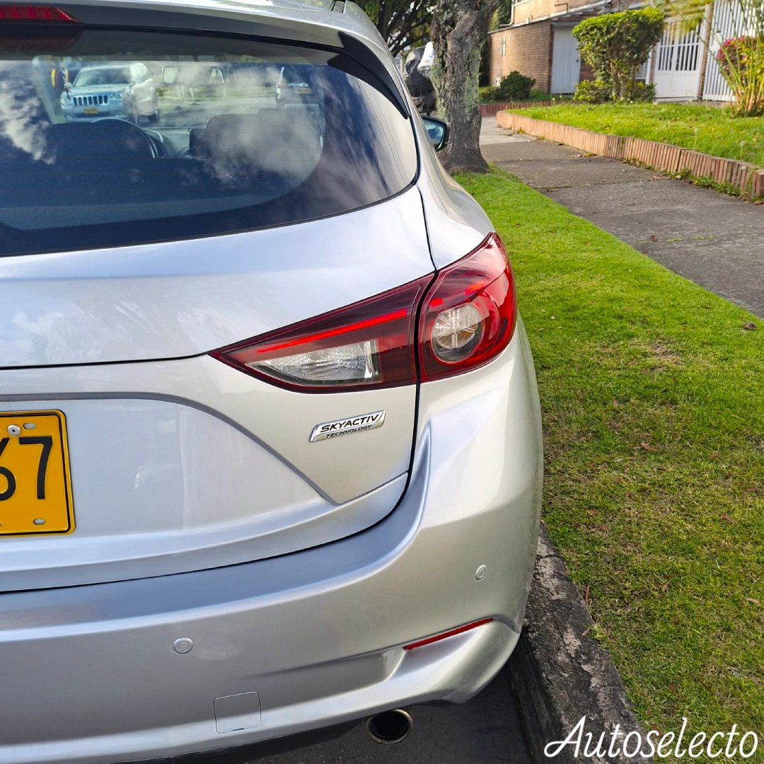 MAZDA 3 TOURING 2.0 2018