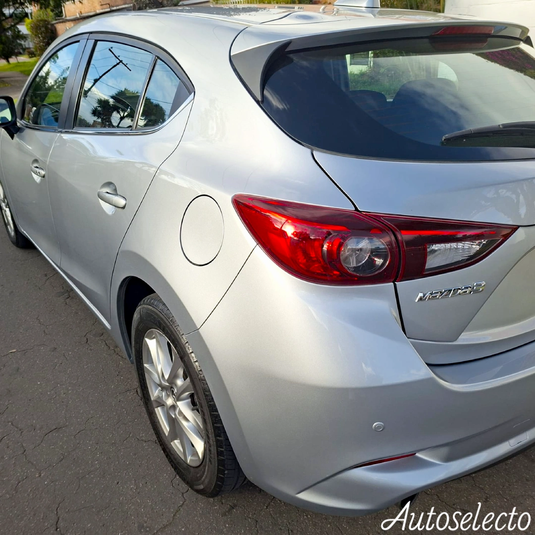 MAZDA 3 TOURING 2.0 2018