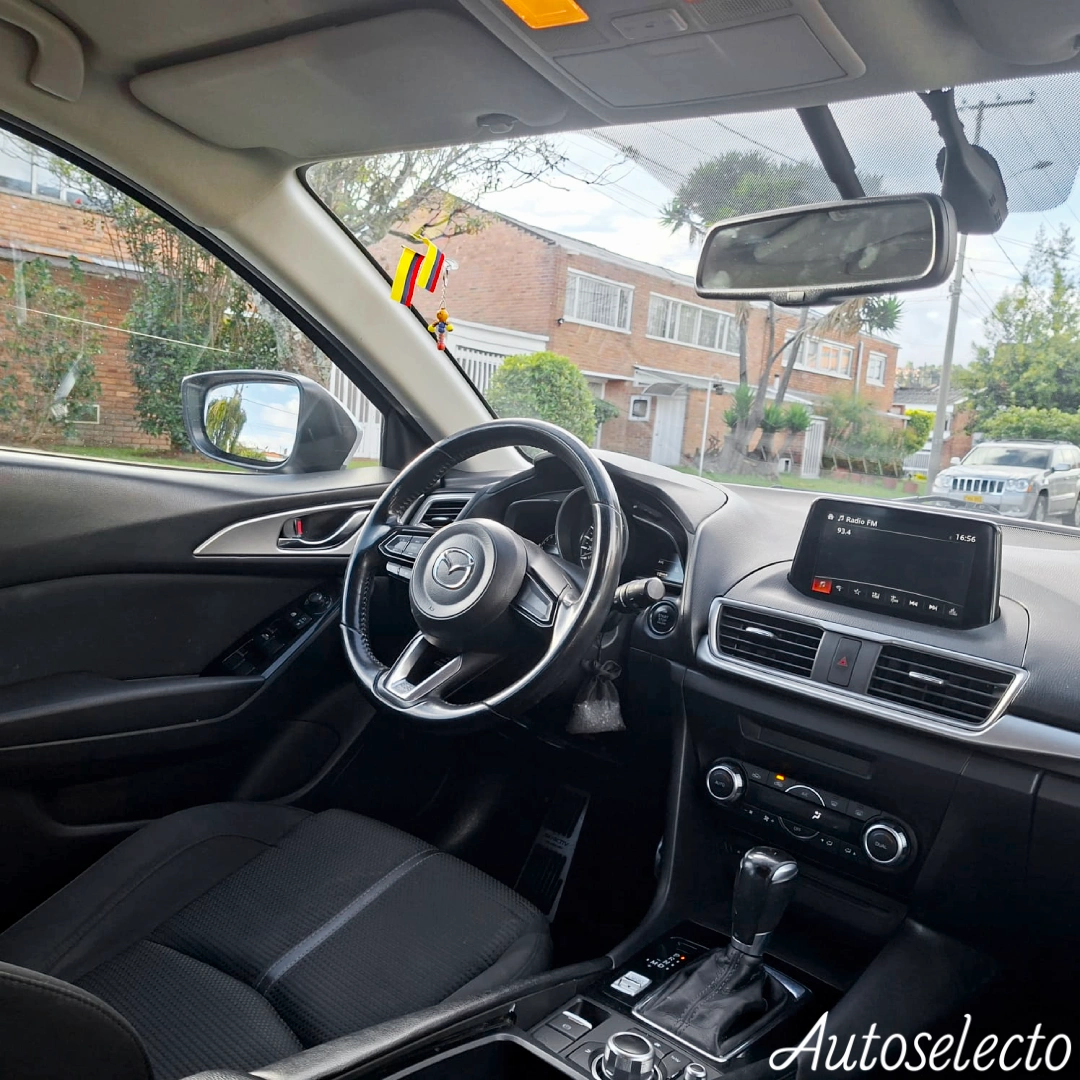 MAZDA 3 TOURING 2.0 2018