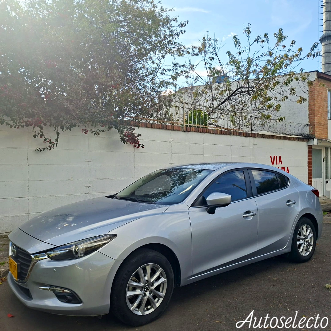 MAZDA 3 TOURING 2.0 2019
