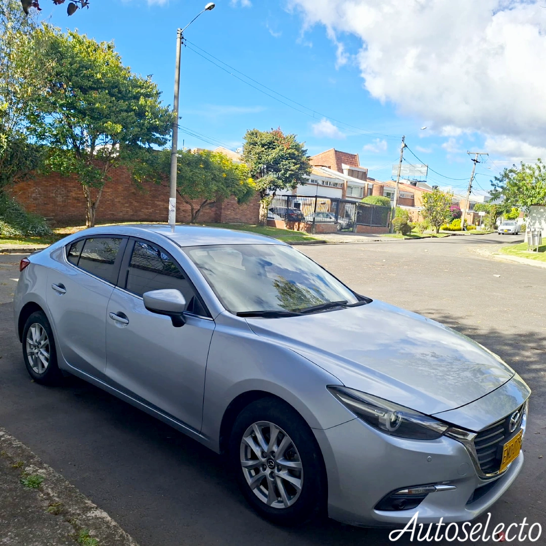 MAZDA 3 TOURING 2.0 2019