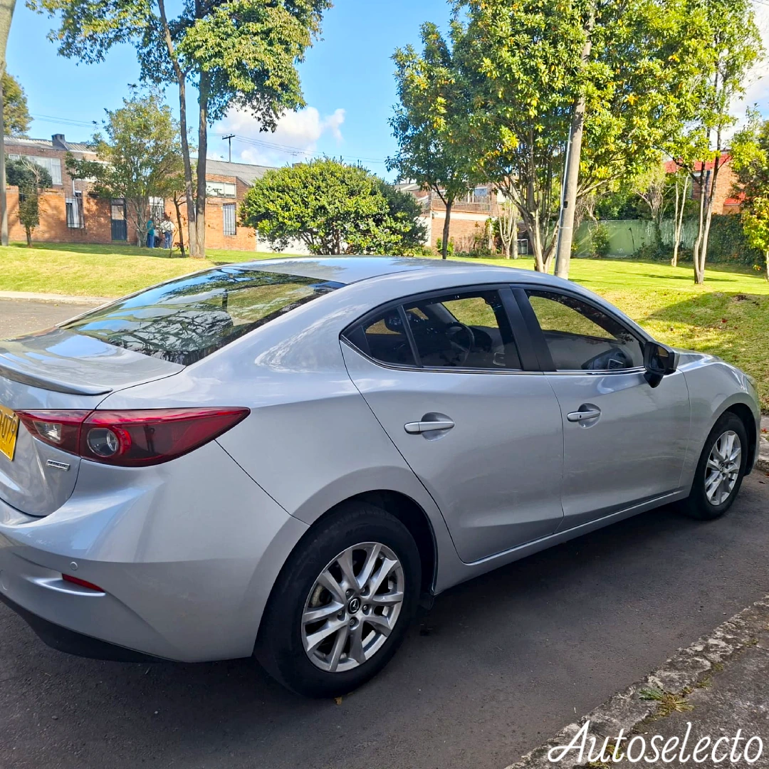 MAZDA 3 TOURING 2.0 2019
